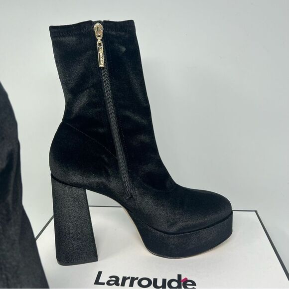 Larroude Dolly Stretch Boot - Picture 4 of 11